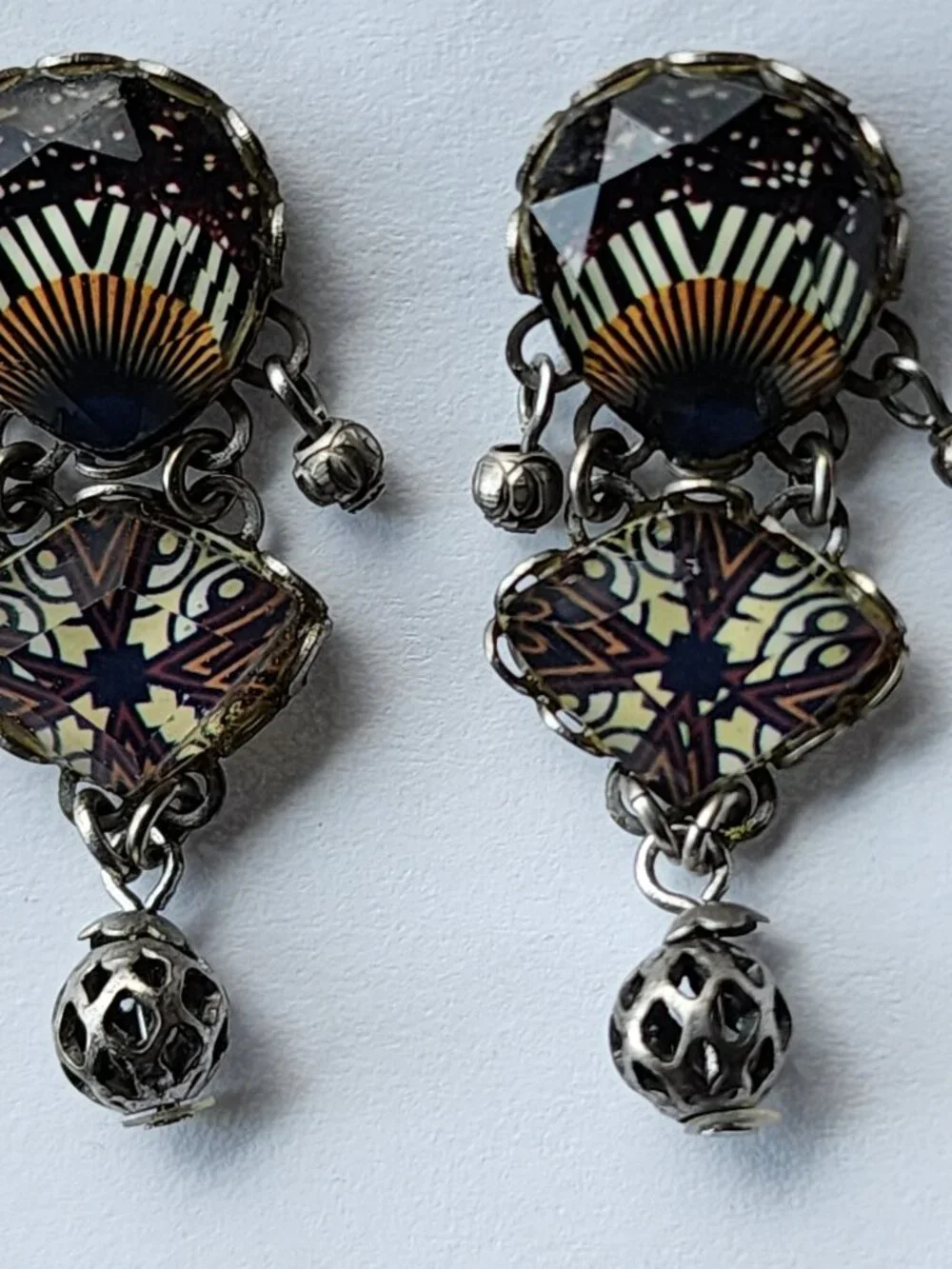 OOAK Ayala Bar Handcrafted, Fabric Inlay, Faceted Lucite & Metal Bead Earrings!! - Picture 9 of 16